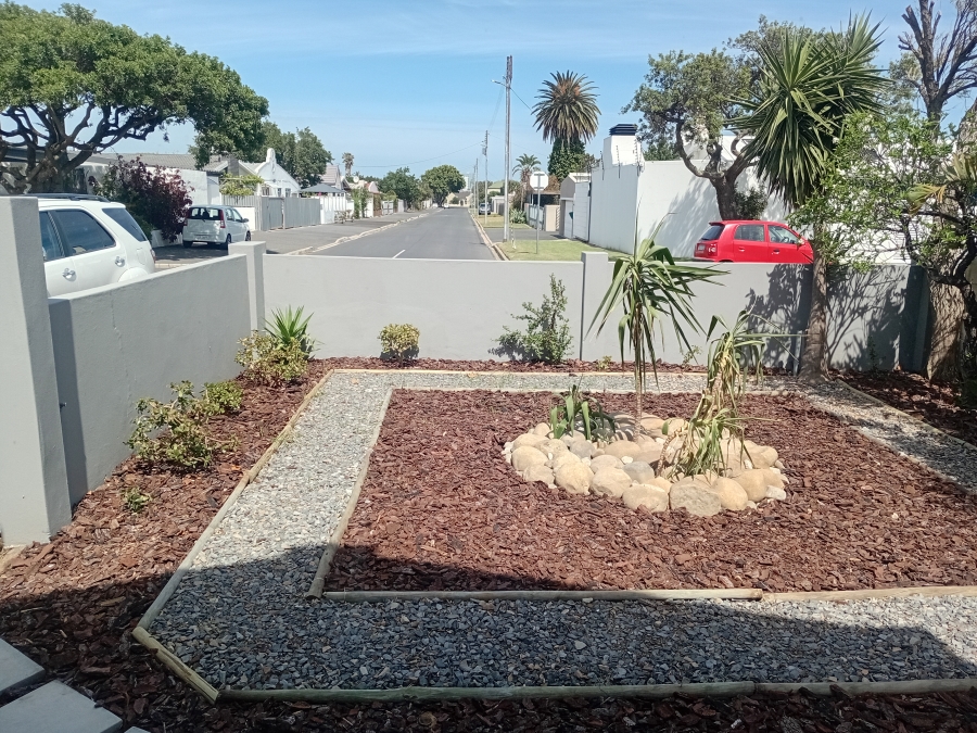 To Let 3 Bedroom Property for Rent in Strand North Western Cape
